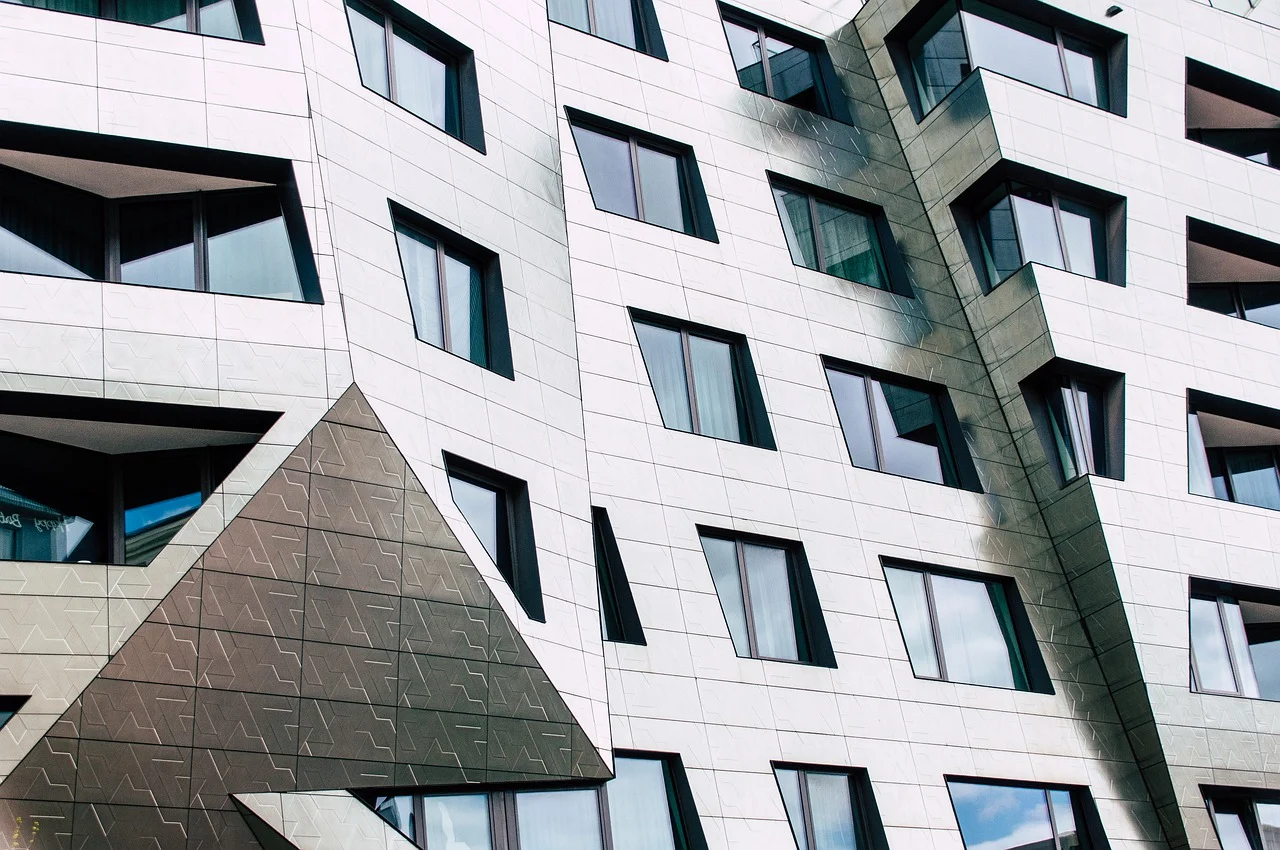 building-7956107_1280