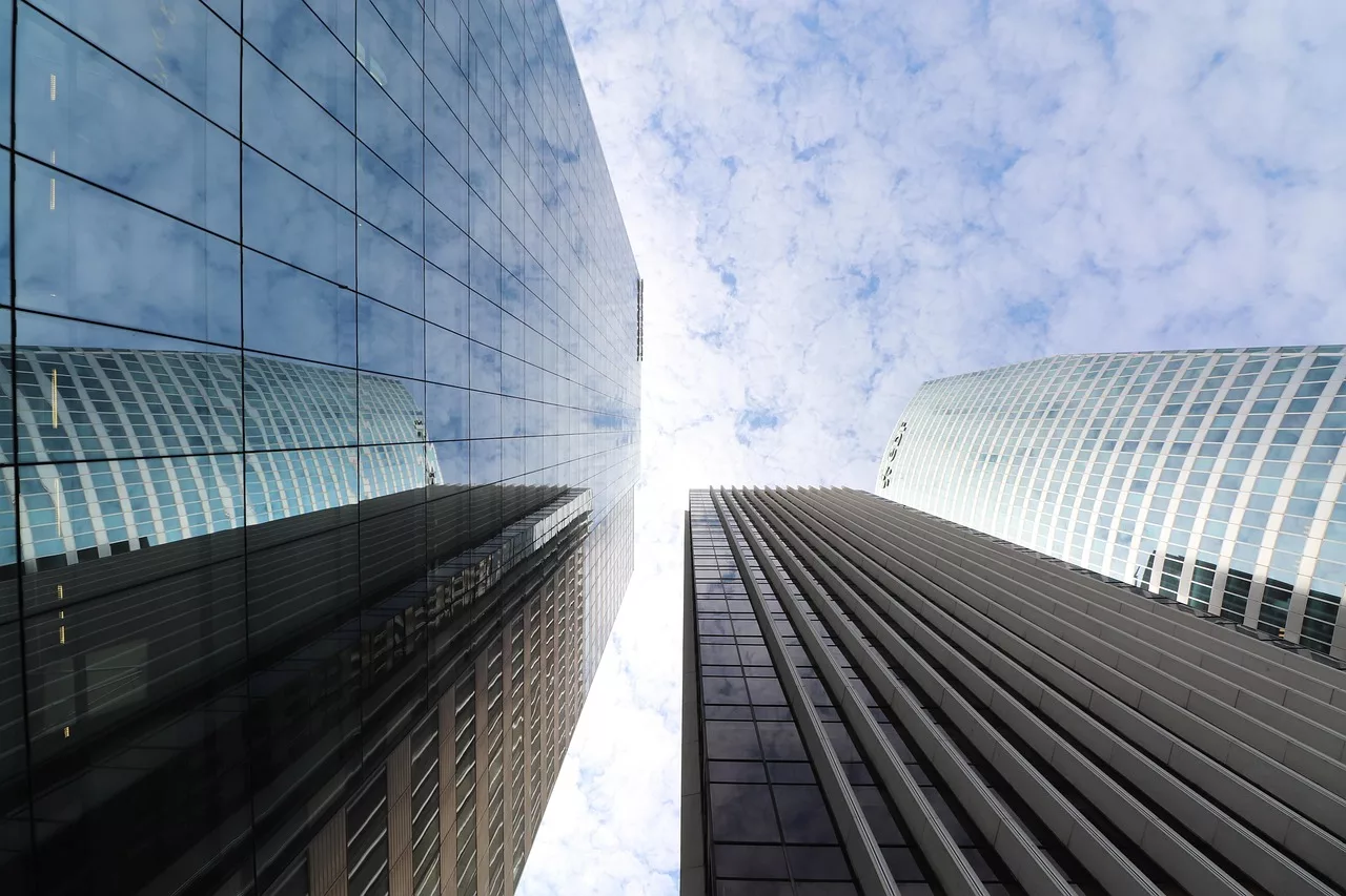 skyscraper-4355187_1280